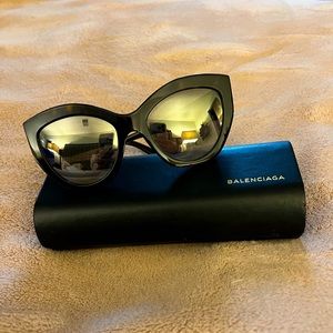 Balenciaga Sunnies